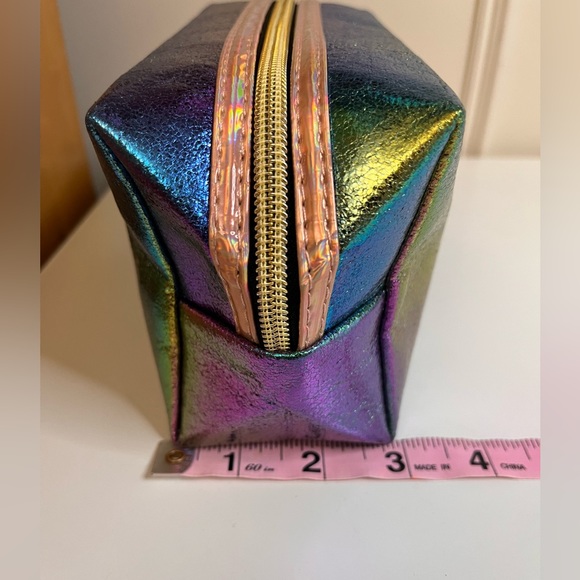 🧜♀️Mermaid tail makeup bag Phantom colours iridescent travel bag pencil case - Picture 10 of 14